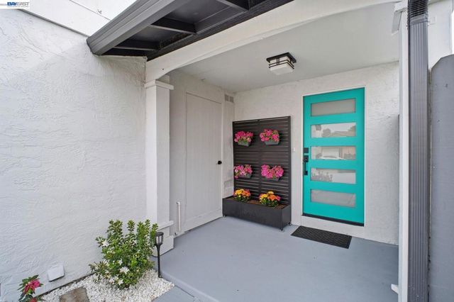 3568 Cattail Ct, Union City, CA 94587