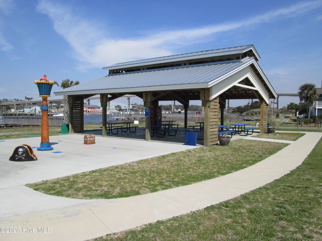 112 Sunshine Lane, Supply, NC 28462