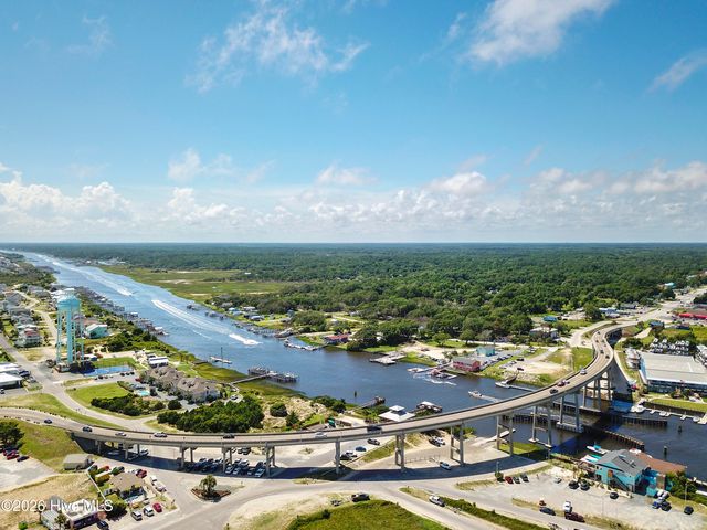 112 Sunshine Lane, Supply, NC 28462