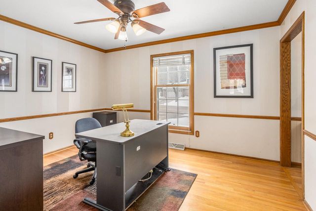 724 Overland TRAIL, Grafton, WI 53024