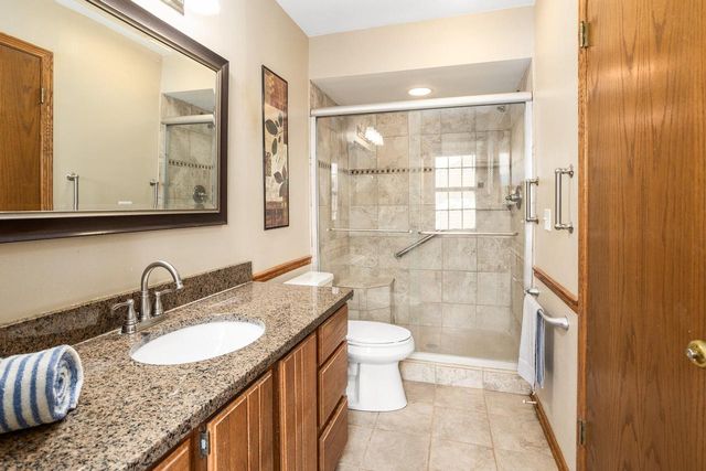 724 Overland TRAIL, Grafton, WI 53024