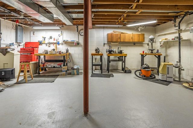 724 Overland TRAIL, Grafton, WI 53024