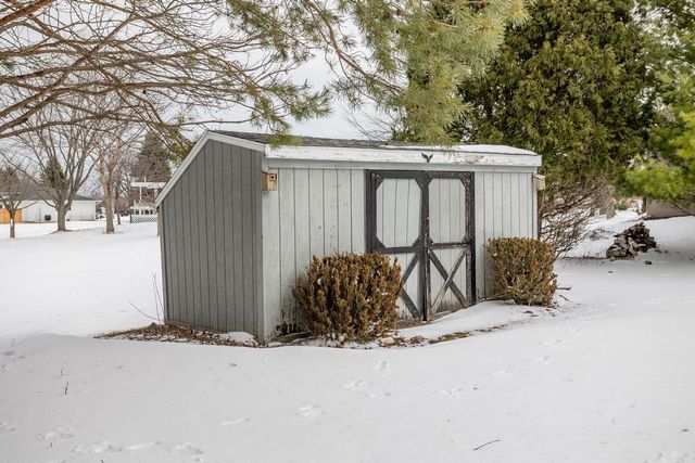 724 Overland TRAIL, Grafton, WI 53024