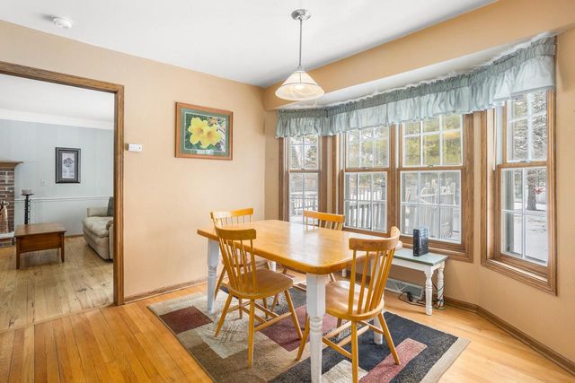 724 Overland TRAIL, Grafton, WI 53024