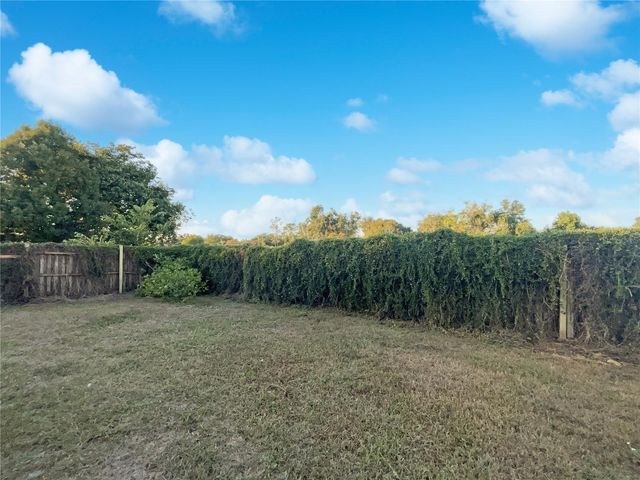 605 SAND RIDGE DRIVE, Valrico, FL 33594