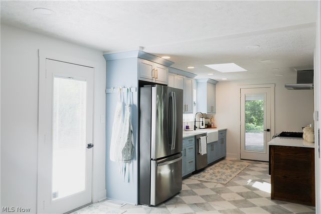789 Colegate Drive, Marietta, OH 45750