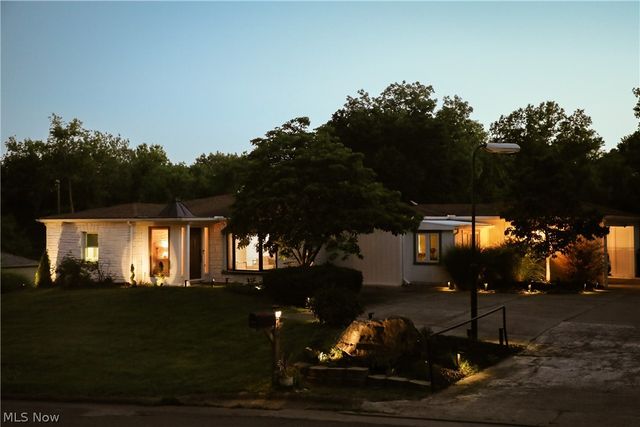 789 Colegate Drive, Marietta, OH 45750