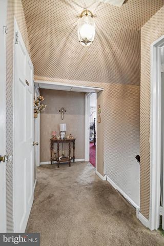 859 WYNDOM TER, Secane, PA 19018