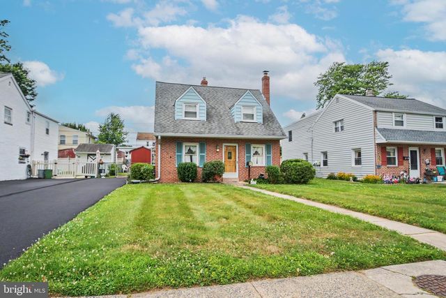 859 WYNDOM TER, Secane, PA 19018