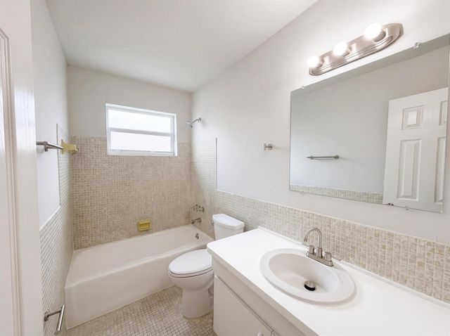 7141 Harbour Boulevard, Miramar, FL 33023