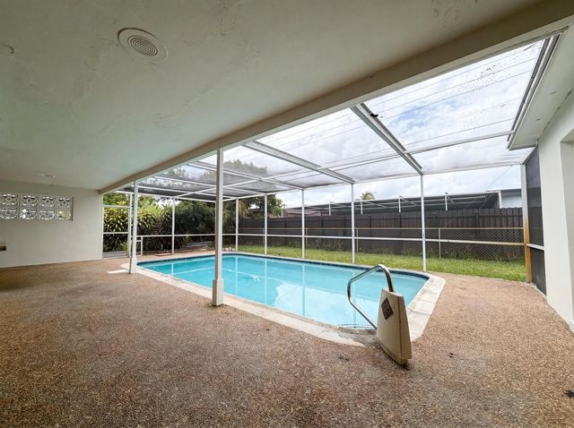 7141 Harbour Boulevard, Miramar, FL 33023