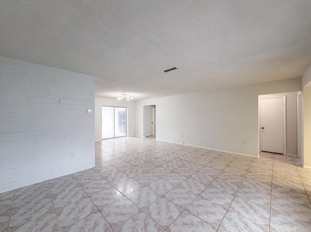 7141 Harbour Boulevard, Miramar, FL 33023
