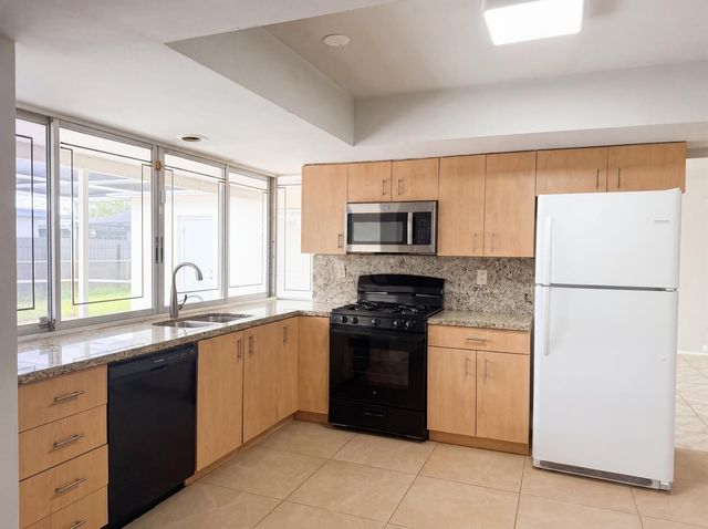 7141 Harbour Boulevard, Miramar, FL 33023