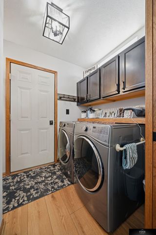 8220 Trail Ridge Court, Lincoln, NE 68505