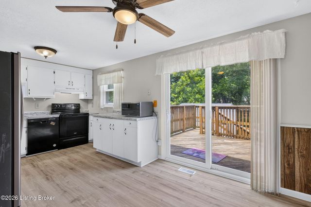 11308 Nez Perce Way, Louisville, KY 40229