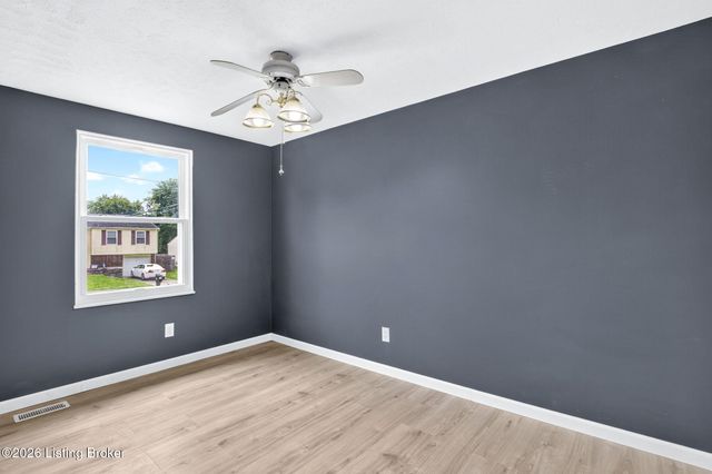 11308 Nez Perce Way, Louisville, KY 40229