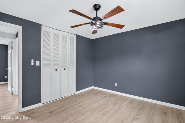11308 Nez Perce Way, Louisville, KY 40229