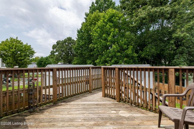 11308 Nez Perce Way, Louisville, KY 40229