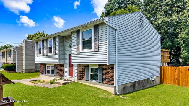 11308 Nez Perce Way, Louisville, KY 40229