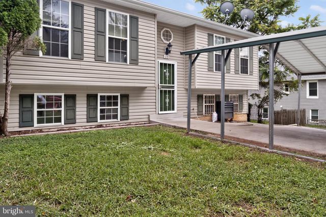 713 60TH AVE, Capitol Heights, MD 20743