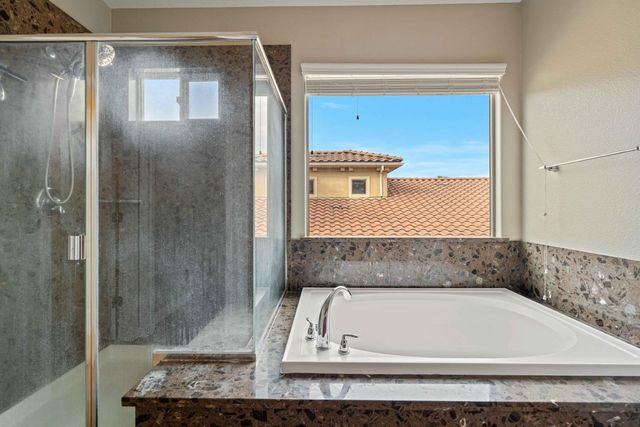 4152 Volpaia Pl, Manteca, CA 95337