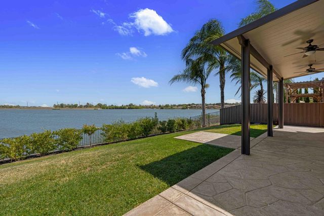 4152 Volpaia Pl, Manteca, CA 95337