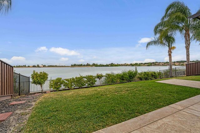 4152 Volpaia Pl, Manteca, CA 95337