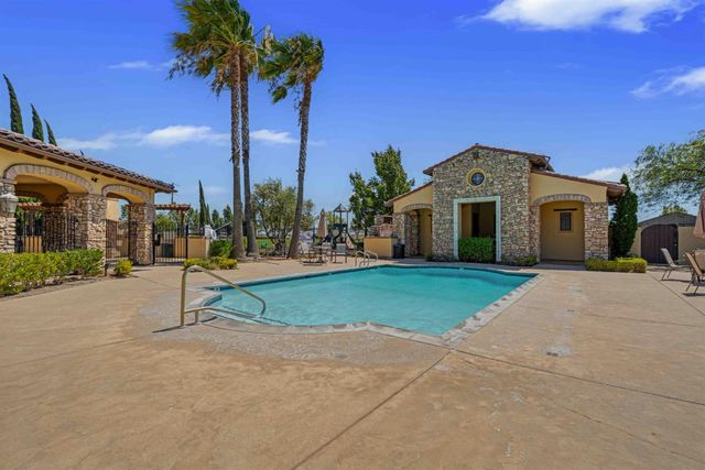 4152 Volpaia Pl, Manteca, CA 95337