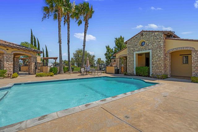 4152 Volpaia Pl, Manteca, CA 95337