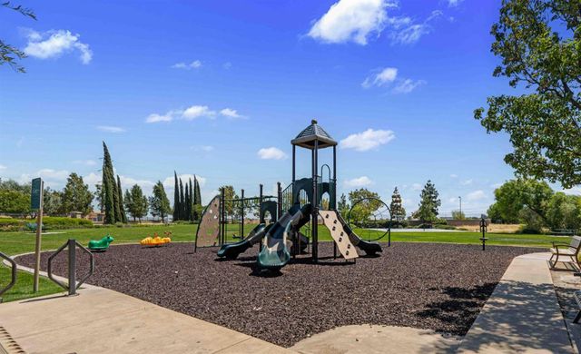 4152 Volpaia Pl, Manteca, CA 95337
