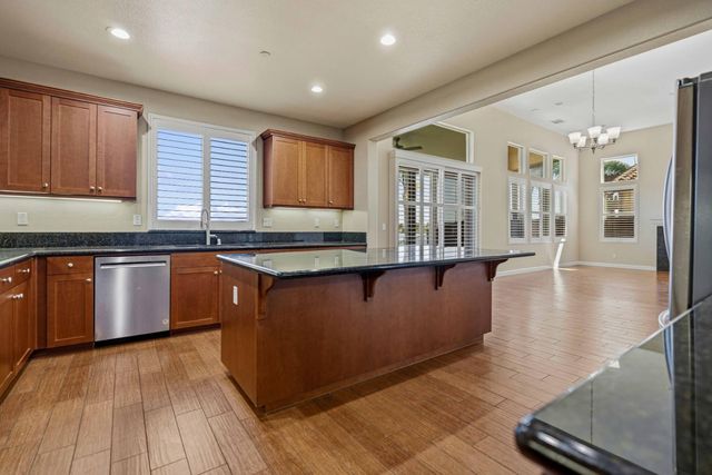 4152 Volpaia Pl, Manteca, CA 95337