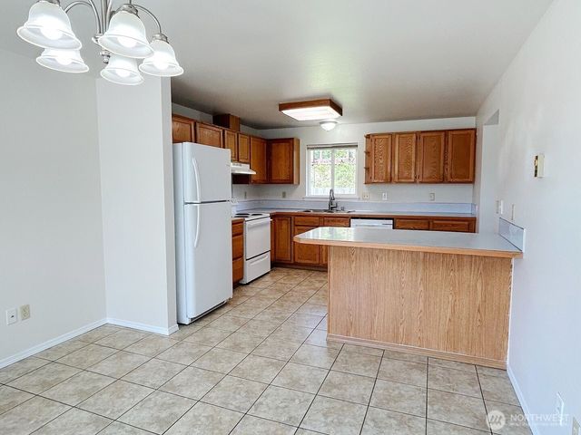 410 Volesky Drive SE, Rainier, WA 98576