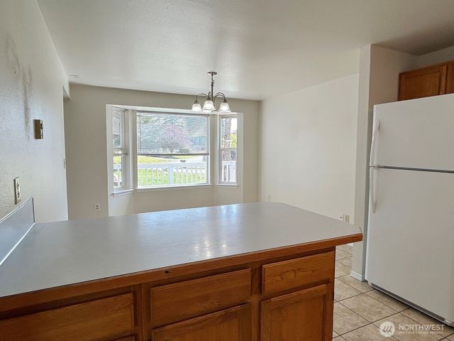410 Volesky Drive SE, Rainier, WA 98576