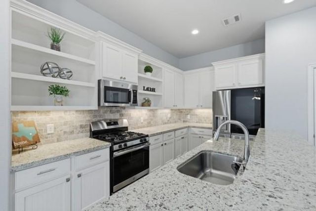 6323 Southern Cross Drive, College Station, TX 77845