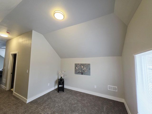 3512 N 15th STREET, Milwaukee, WI 53206