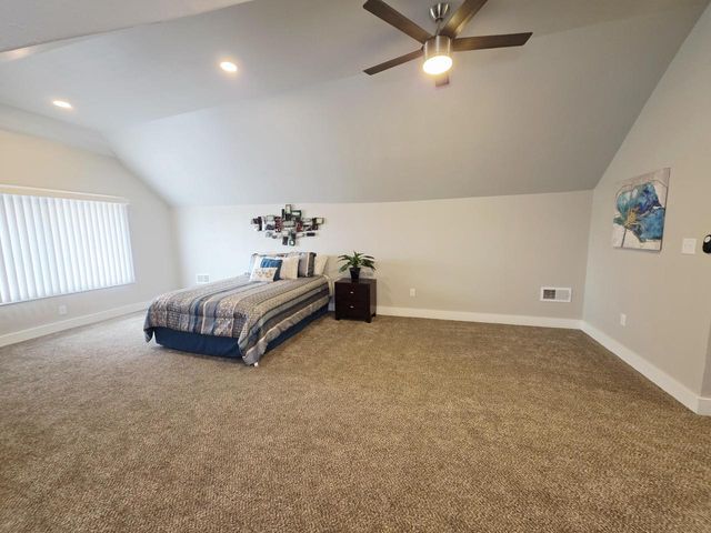 3512 N 15th STREET, Milwaukee, WI 53206