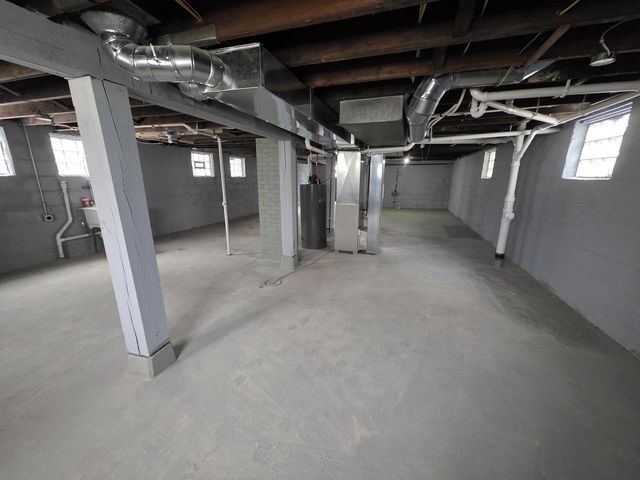 3512 N 15th STREET, Milwaukee, WI 53206