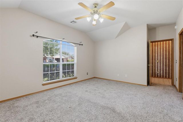 10116 Glascow Drive, Yukon, OK 73099