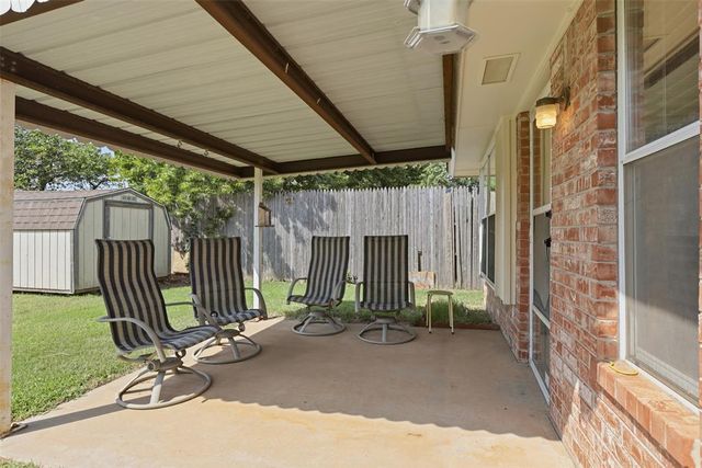 10116 Glascow Drive, Yukon, OK 73099