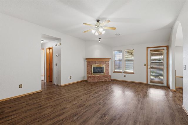 10116 Glascow Drive, Yukon, OK 73099