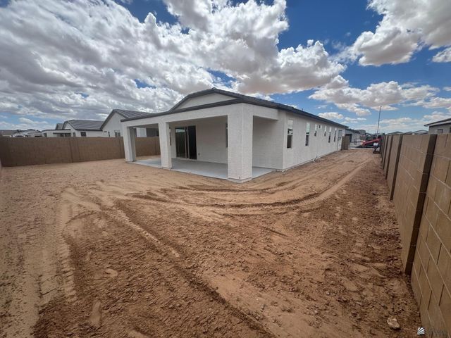 7670 E 35 St, Yuma, AZ 85365