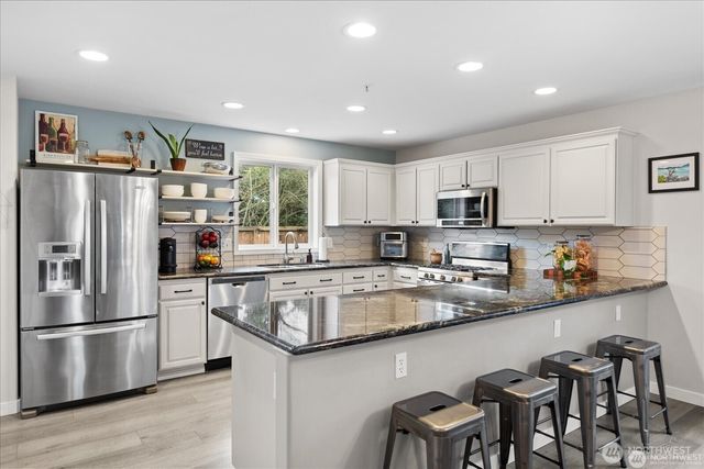 1022 181st Place SW, Lynnwood, WA 98037