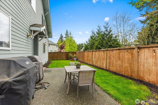 1022 181st Place SW, Lynnwood, WA 98037