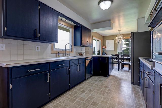 N3610 COUNTY ROAD EE, Appleton, WI 54913