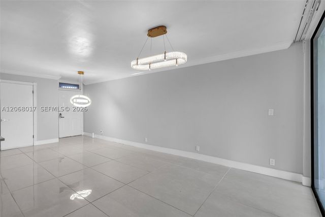 213 Lake Pointe Dr 106, Oakland Park, FL 33309