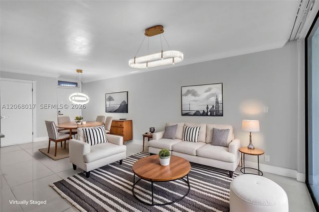 213 Lake Pointe Dr 106, Oakland Park, FL 33309