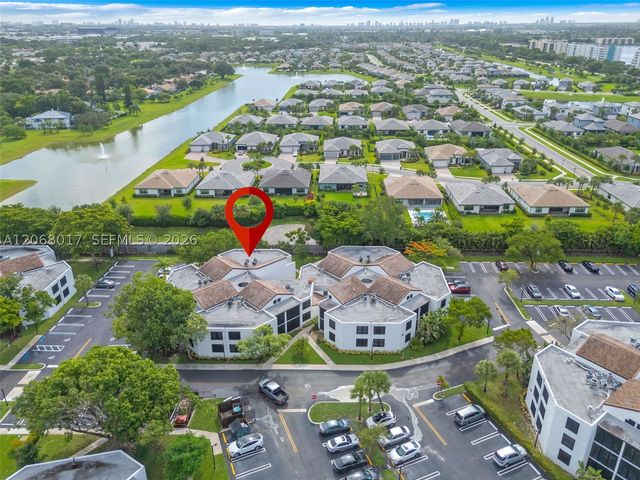 213 Lake Pointe Dr 106, Oakland Park, FL 33309