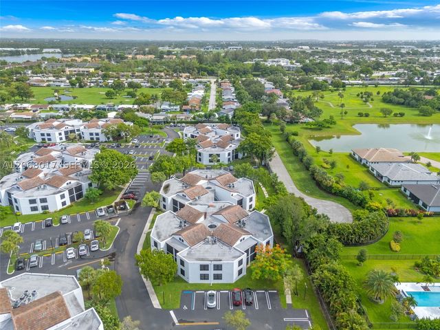 213 Lake Pointe Dr 106, Oakland Park, FL 33309