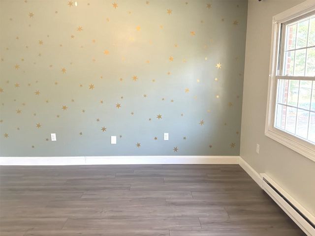 13 Sugartree Ln Unit G4, Essex Junction, VT 05452