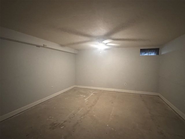 13 Sugartree Ln Unit G4, Essex Junction, VT 05452